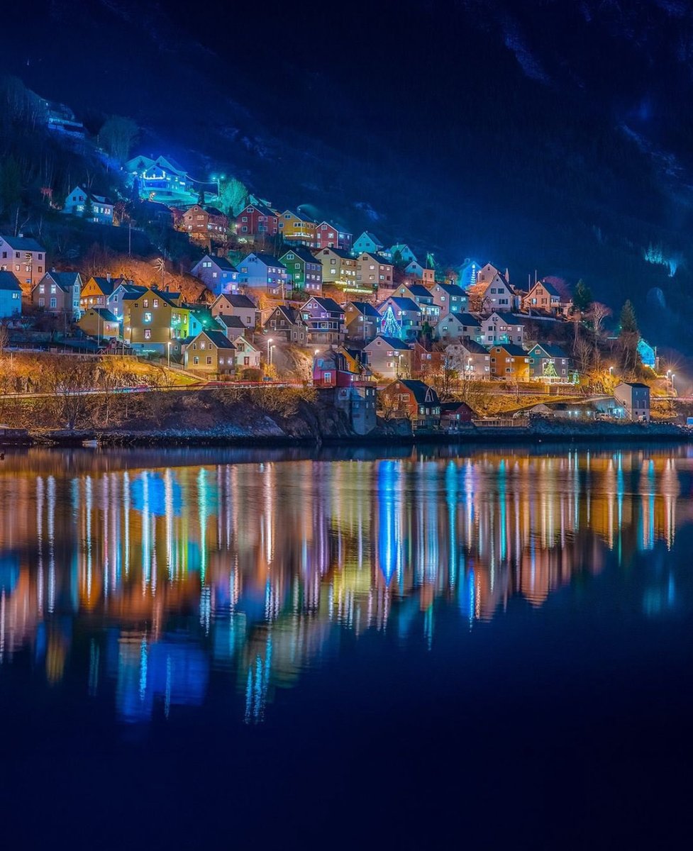 ScandinavianAE's tweet photo. Odda, Norway 🇳🇴 https://t.co/EaK3UNXhXO