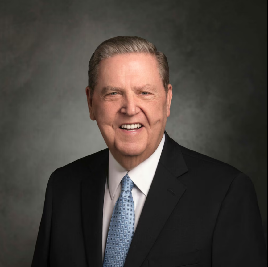brian10e's tweet photo. President Holland's Funeral Cortege
We mourn the passing of President Jeffrey R. Holland, who grew up in St. George.
When: Thursday, January 1st between 10:00 and 11:00 AM
Where: Tabernacle Street between Main Street and 500 East https://t.co/lUgm0LkeXB