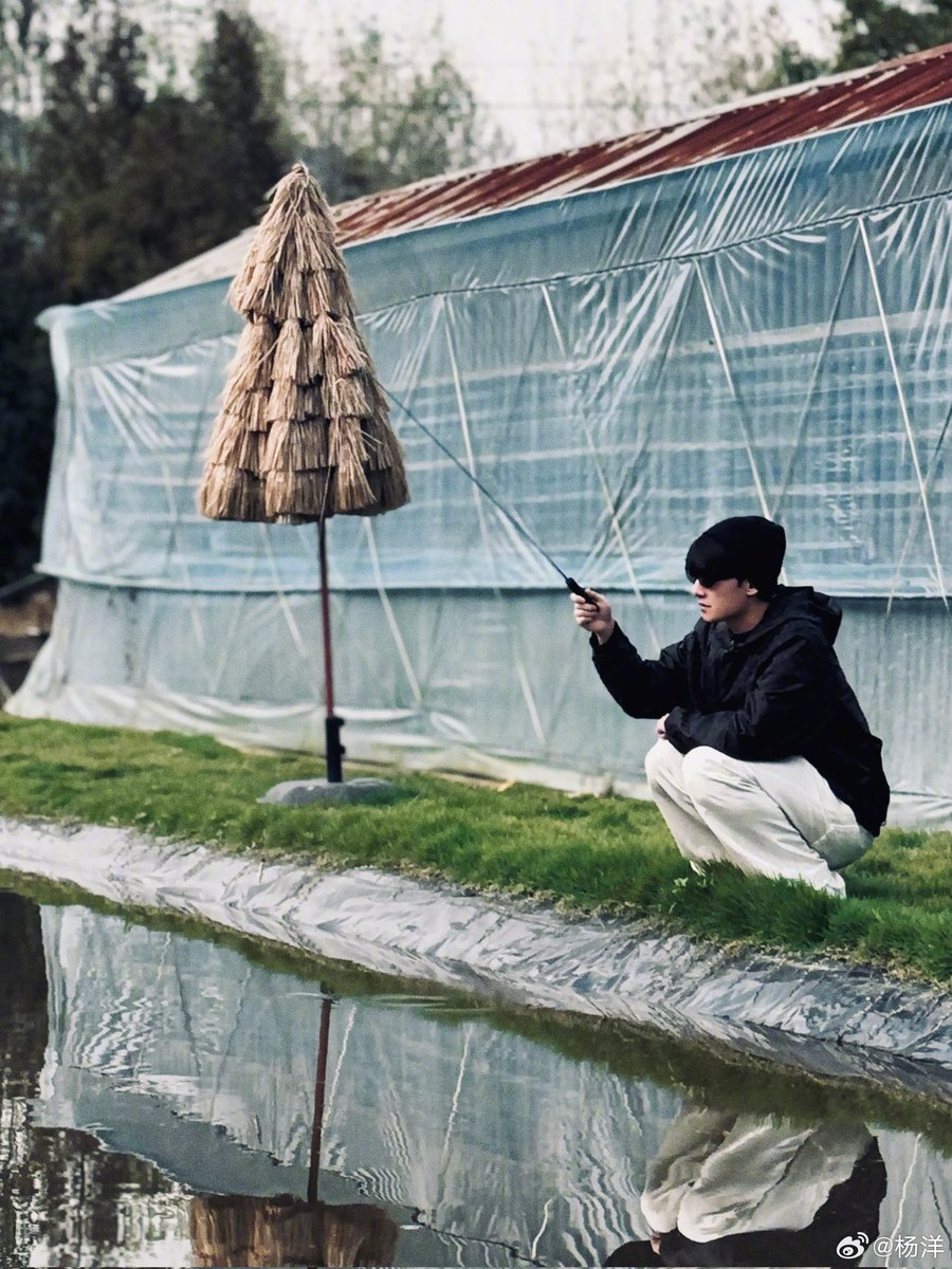 🎣 ช้านนั่งตกปลาอยู่ริมตลิ่งงงงงงง..