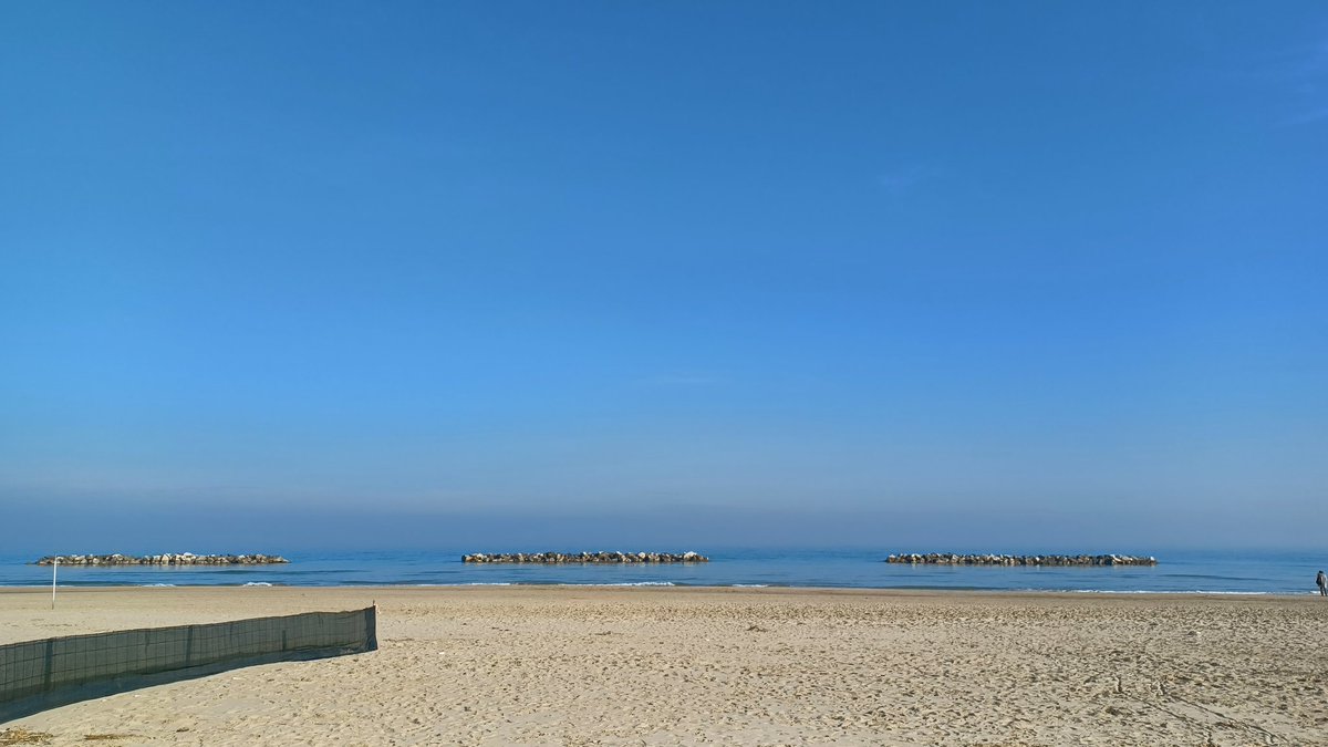 A che serve parlare del passato? M’importa solo l’avvenire, e non mi sento ancora capace di guardarlo in faccia.

Georges Bernanos