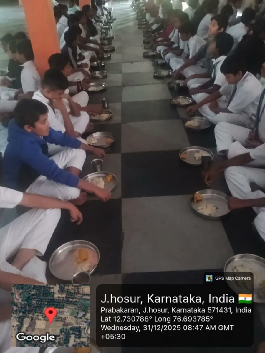 dbrars776's tweet photo. 31/12/2025 morning breakfast  #SocialAudit_SWDMeals #SocialWelfare_Karnataka https://t.co/5ISnfrnfTr