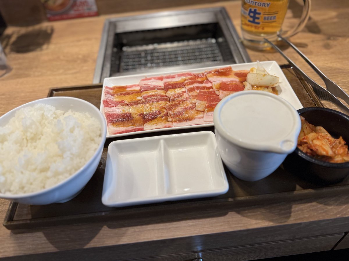 これがおれのひとり打ち上げだよ。 さびしい。同人誌を作ってるのに