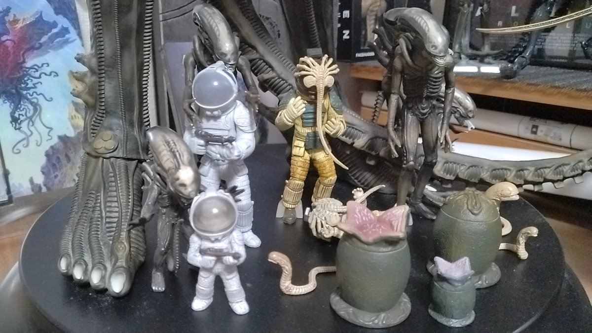 旧バージョンも全部並べてみた〜 すげぇ良いゾ