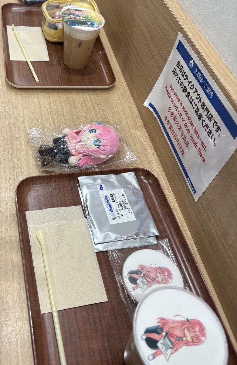 ろろ tweet media
