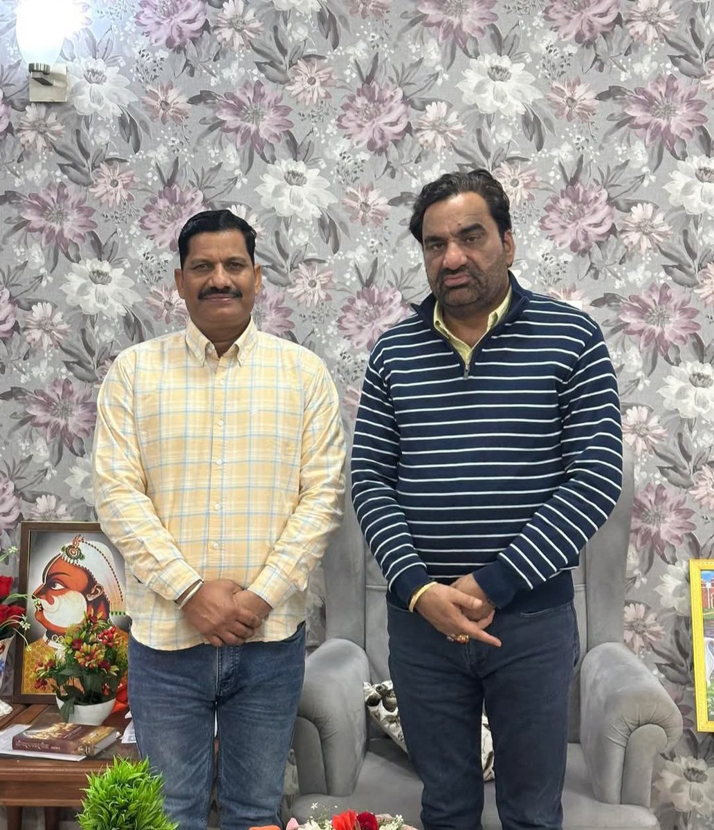 ErSunilGugarwal's tweet image. रालोपा के प्रदेश कार्यालय प्रभारी कार्यालय, जयपुर संभाग प्रभारी व दूदू विधायक प्रत्याशी श्रीमान् @shankarNaroliya जी को जन्मदिन की हार्दिक बधाई एवं शुभकामनाएं। 

#rlpitcell #TeamHB 🎉🎉