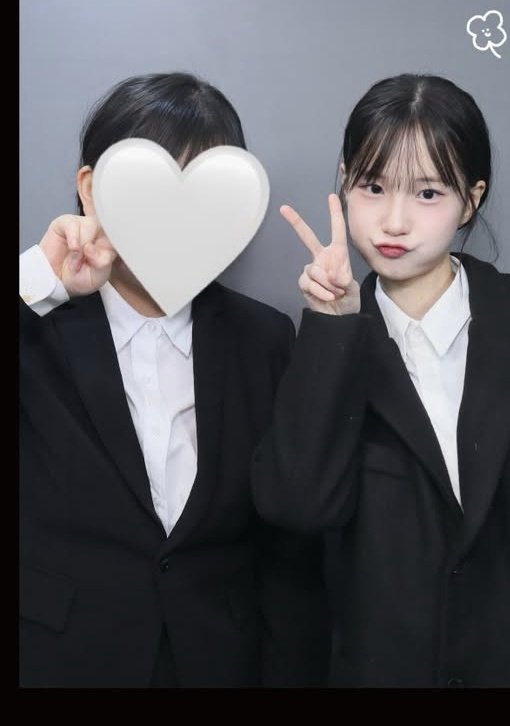 Moon___4649's tweet photo. 友達とプリ撮ったど #裏アカ女子ᅠ #裏アカ男子と繋がりたい https://t.co/DmZAUzK3WW