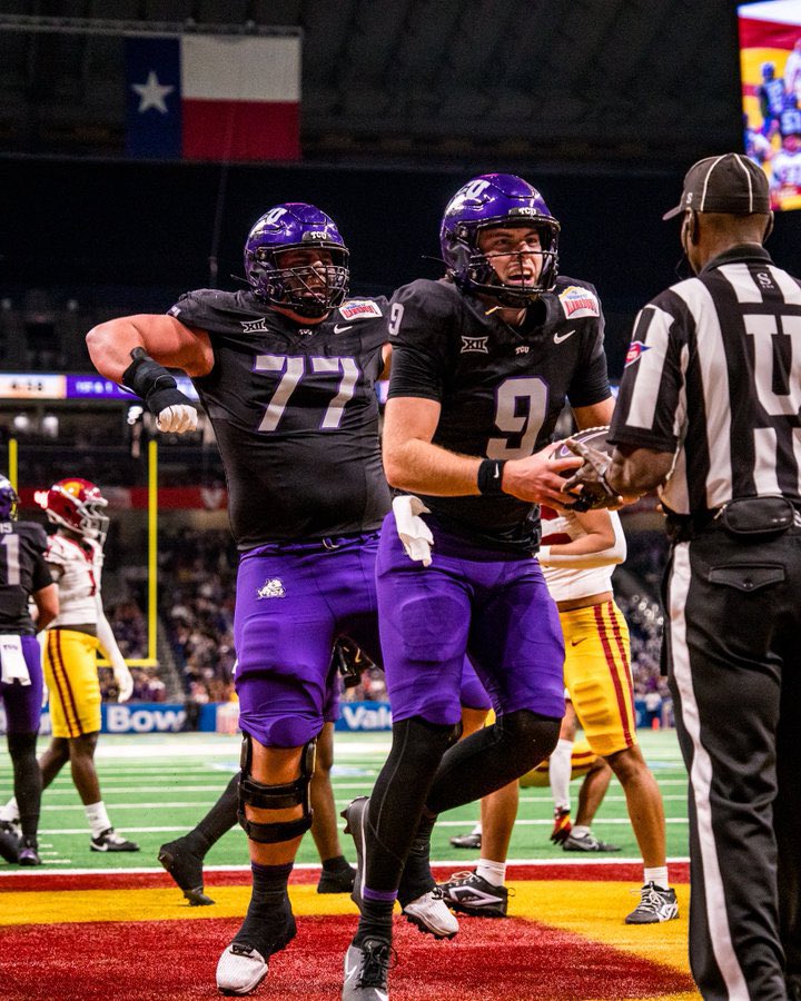 NickHarrisFWST's tweet image. One of the best stories of the entire bowl season just went down in San Antonio.

Bram Kohlhausen, who made his only career start for TCU in the 2016 Alamo Bowl, totaled 396 yards and 4 TD in a comeback OT win over Oregon. In 2023, he was injured in a hunting accident after…
