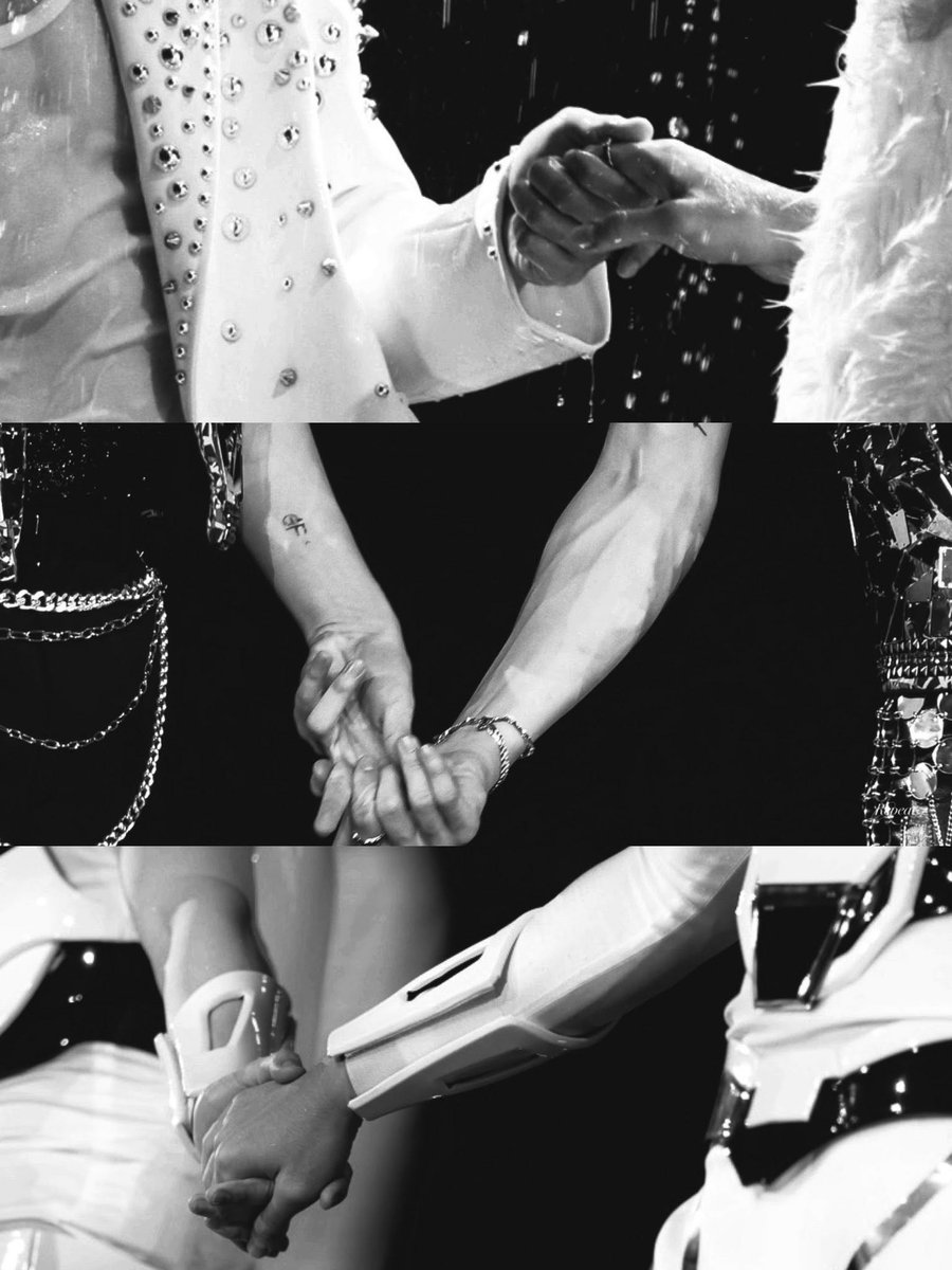 TinZar971075's tweet image. Holding hands is a promise that you don't have to face the world alone👬💓

​STILL LOVE GEMINIFOURTH 

 #2026ไปกันต่อกับเจมีไนน์โฟร์ท