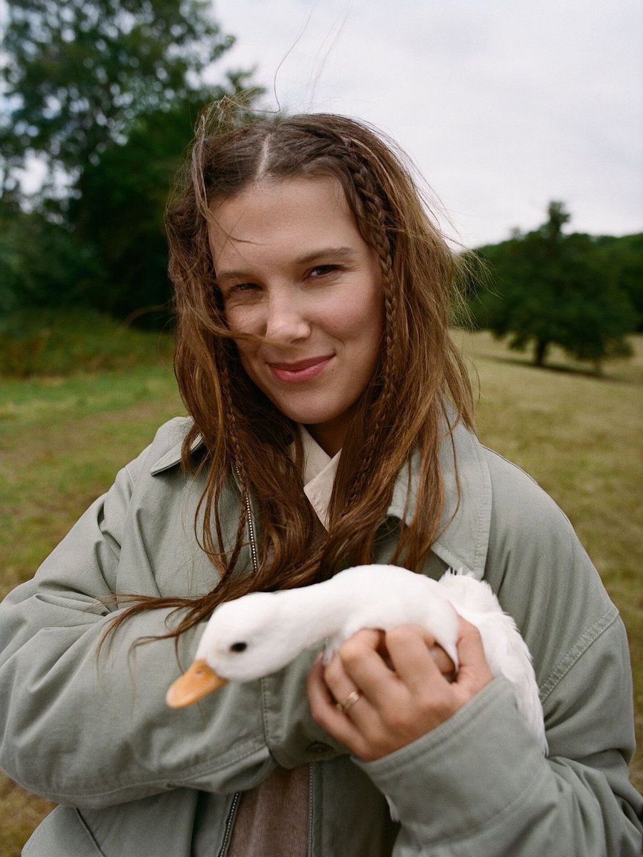 kittijmn's tweet image. “Hope that one day we will find a love so strong it breaks down dimensional barriers and finds a place for us all at the bed of three waterfalls.”