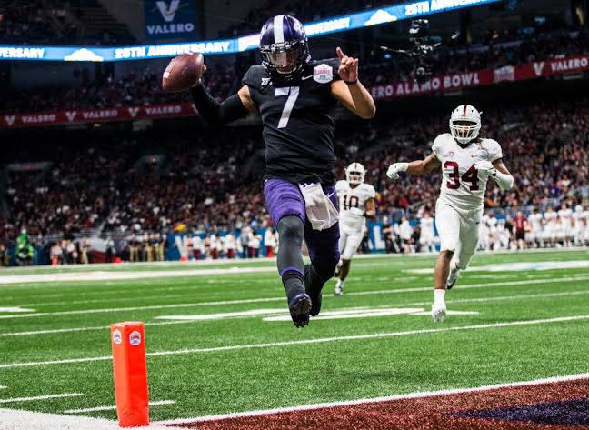 DWStraka49's tweet photo. Behold: The Alamo Trilogy. 😈🏈 https://t.co/GsyEE6dXYQ