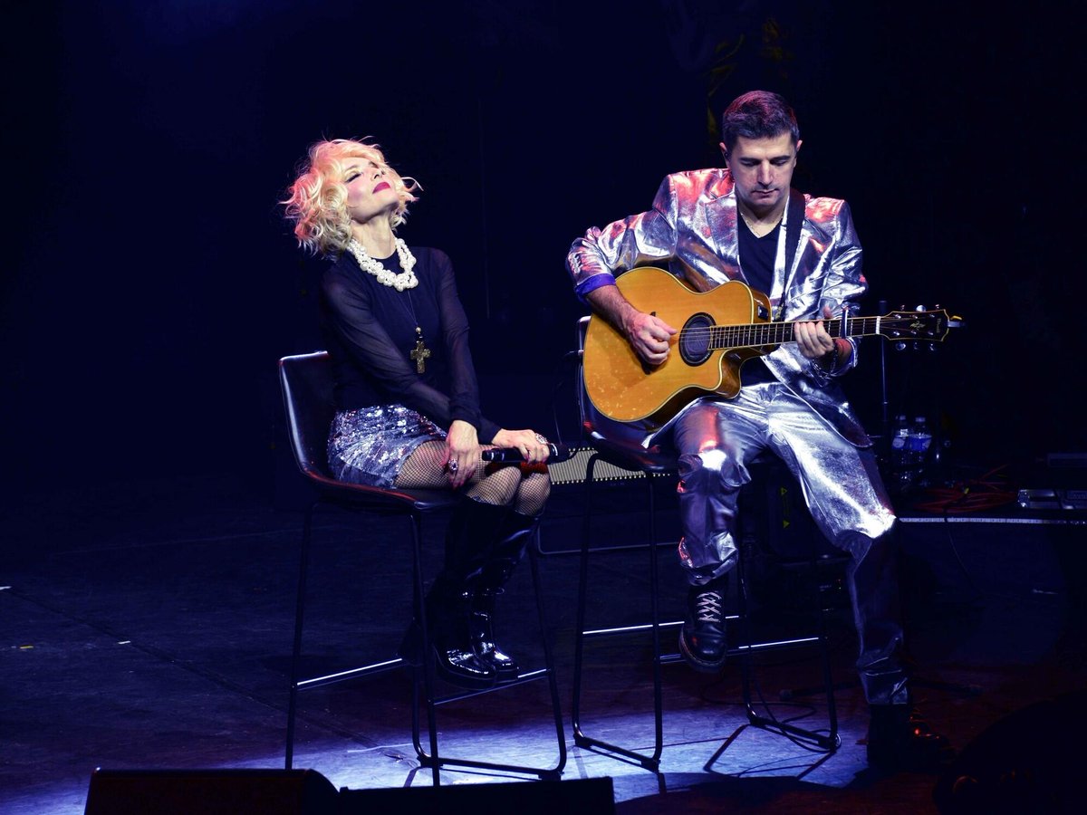 Jeanne Mas va vendre ses disques d’or pour la Fondation Bardot : « C’est à nous tous de poursuivre sa mission »

➡️ l.leparisien.fr/r7Ed