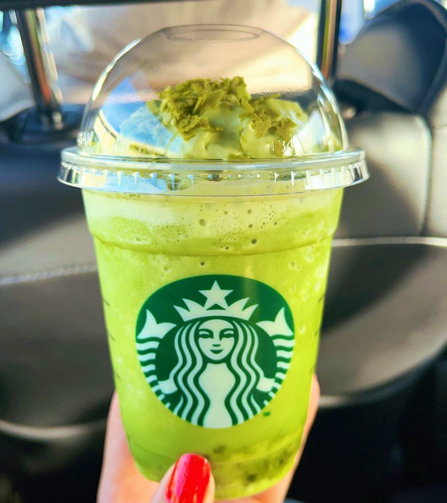 りるく tweet media