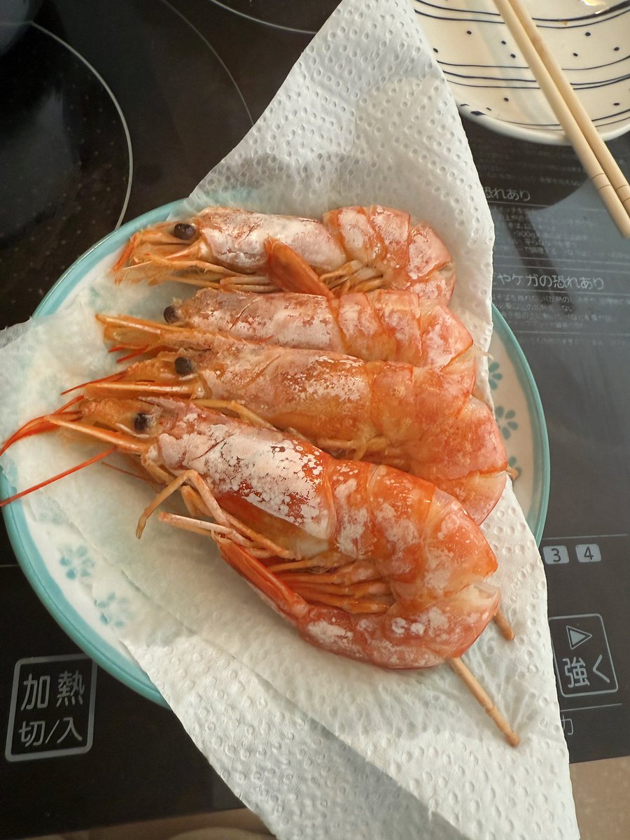 mAmI_S's tweet photo. 筑前煮と海老煮たけど
海老いい色にならん🤣 https://t.co/C2BN8eID0e