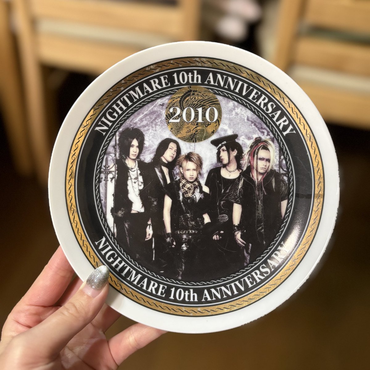 agitoooy's tweet photo. 実家のお掃除してたら謎のお皿😣
皆様良いお年をお迎え下さいませ https://t.co/qhrNBPmak2