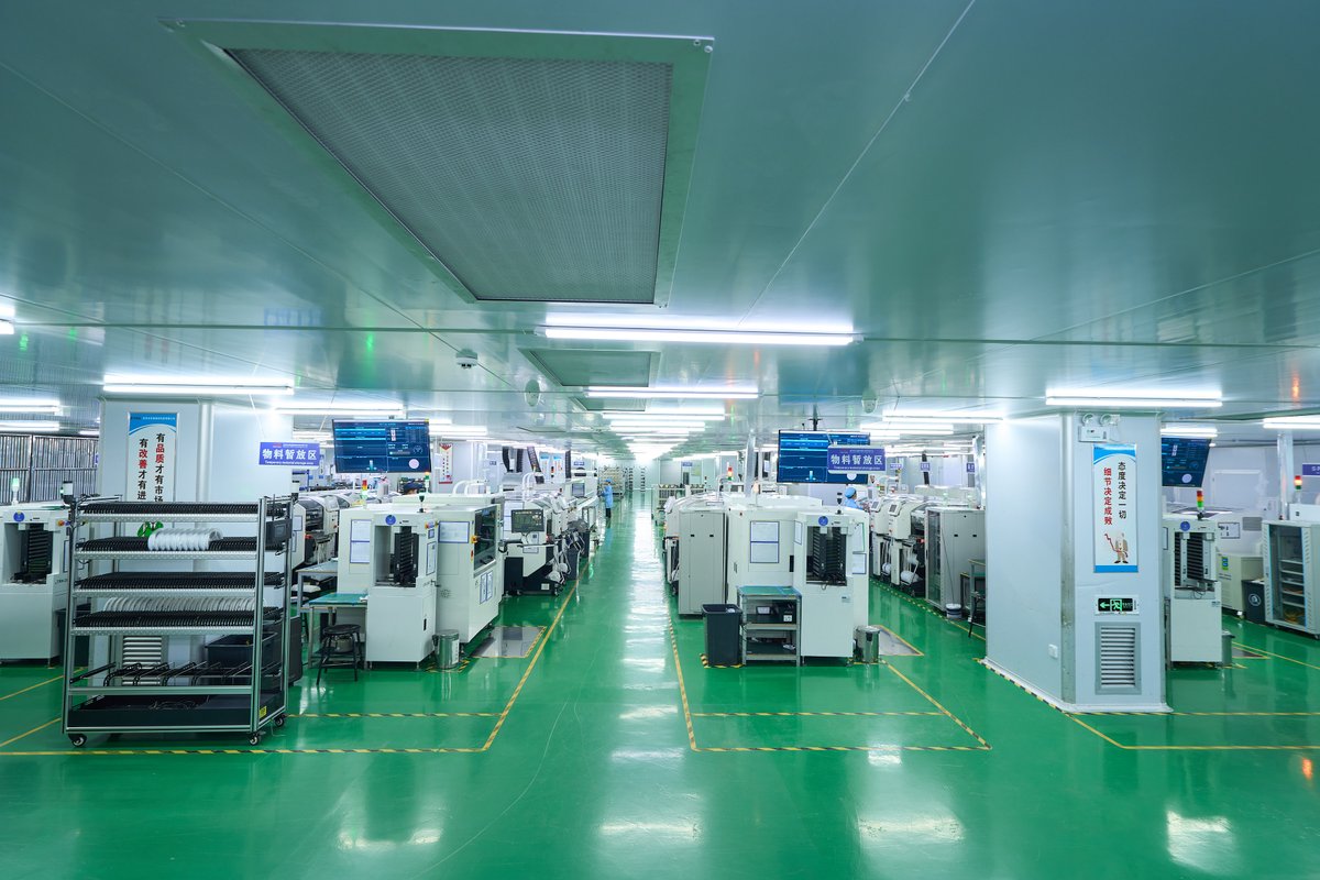 STHLPCBA's tweet photo. 2025 is a wrap! 🎉 From NPI to mass production, it’s been a year of precision &amp; innovation at #STHL. Thank you to our global partners for trusting us with your mission-critical PCBA. Let’s power more hardware breakthroughs in 2026! 🚀

Happy New Year! 🥂 #EMS #PCBA #Manufacturing https://t.co/wH6yzDukBY