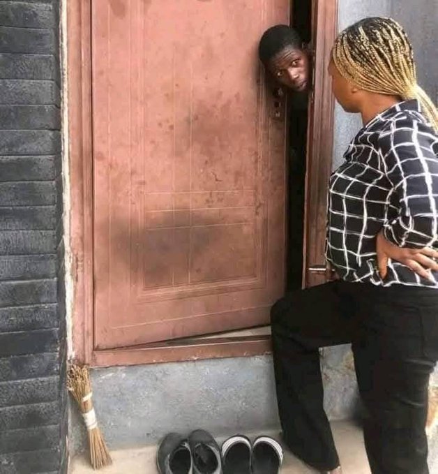 musiimehassan's tweet image. 2025 finished you. And here comes 2026 to inspect the damages.🥴