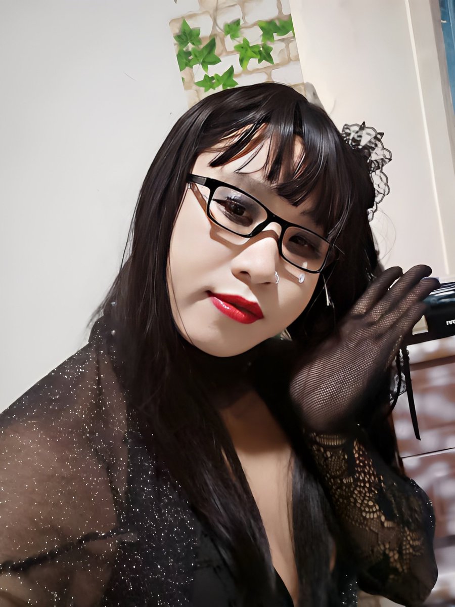 xiang10428's tweet photo. Color of night
#shemale #sissy #chastity https://t.co/yEUAptmiS0