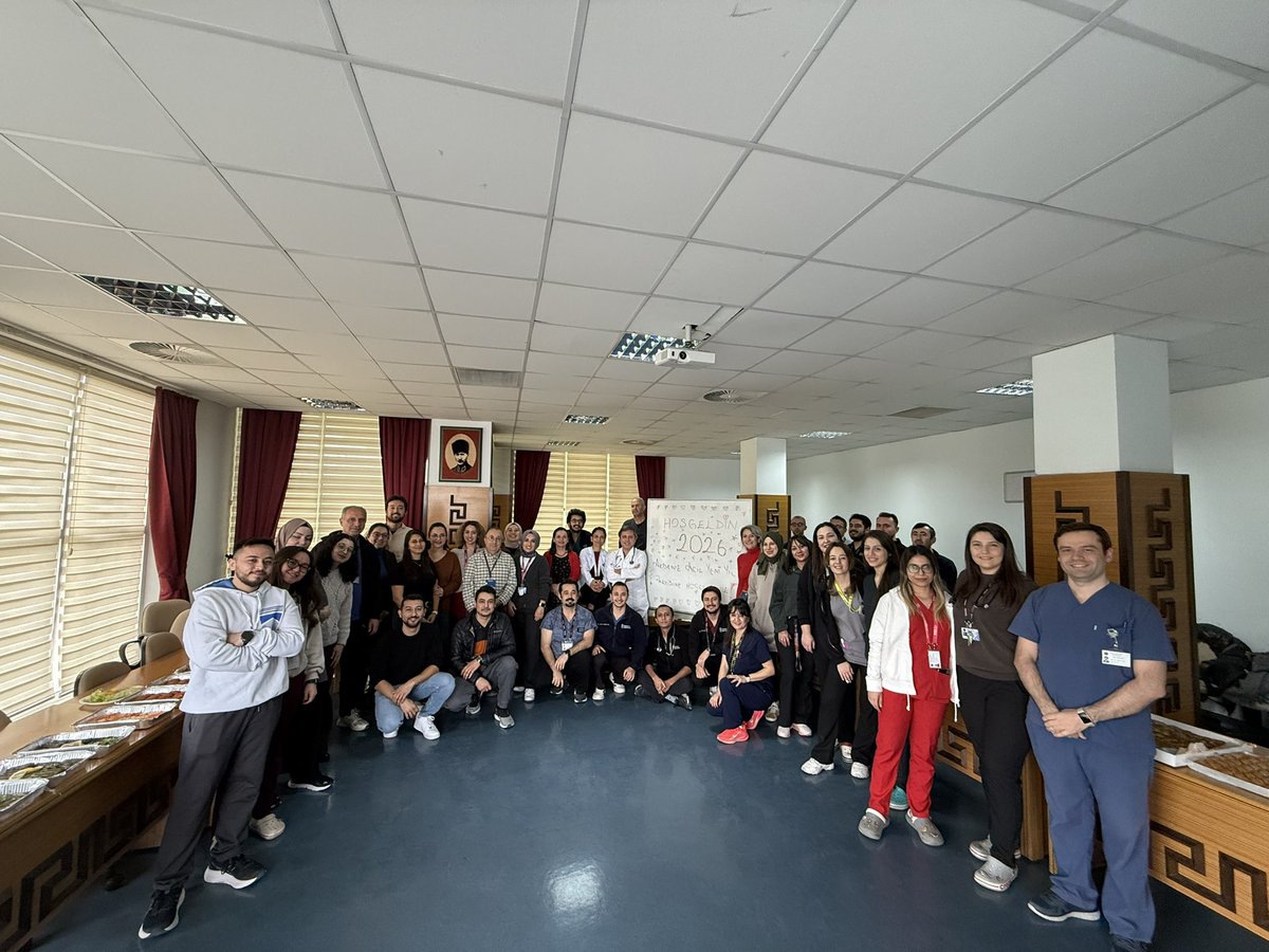 AkdenizAcilTıp tweet media