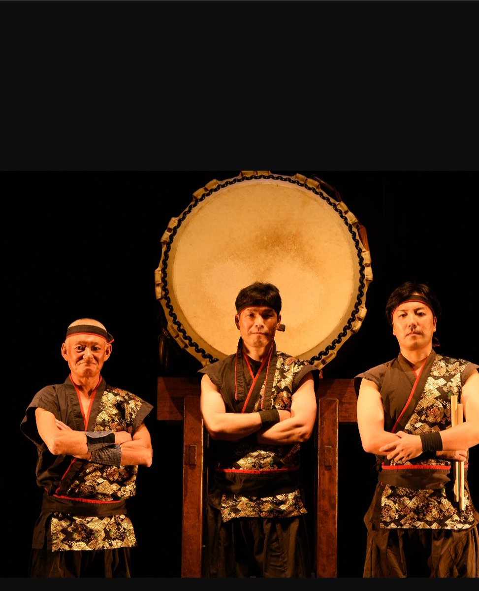 mannoudaiko's tweet photo. 2025年も「讃岐まんのう太鼓保存会」を応援いただき、誠にありがとうございました🍀
​活動38年目の今年は、7年ぶりの演奏会『継々く路』を開催でき、皆様の拍手に支えられた充実の一年となりました。
​2年後の40周年に向けて、2026年も全力で打ち鳴らします！
【打頭兼副会長　石田佑哉】
​#感謝 https://t.co/IFk6xXCcDp