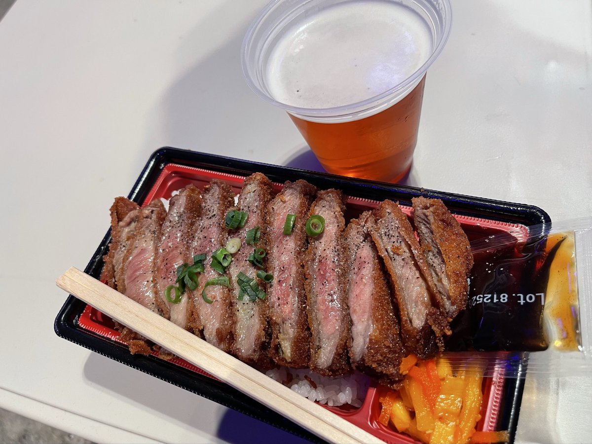 kei2run's tweet photo. CDJ! フェス飯は、安定の勝升‼︎ https://t.co/H2KdoEnWXA