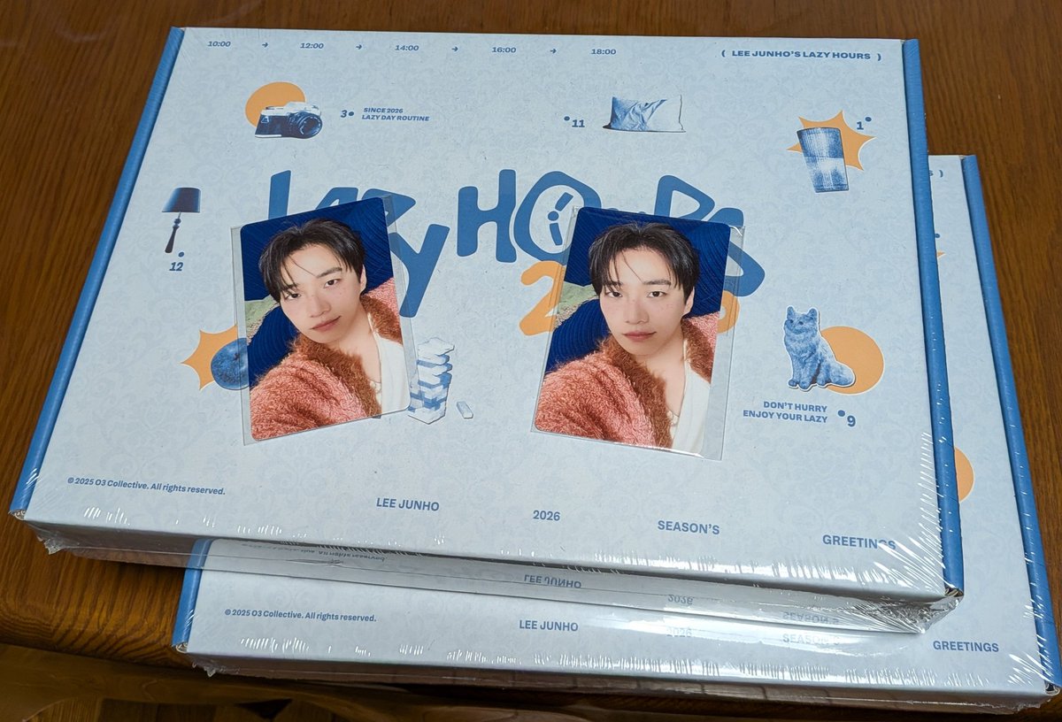 年内にシーズングリーティングが届きました。嬉しい🥰
でもなぜ同じ写真？🤣🤣

#이준호 #LEEJUNHO #イジュノ #李俊昊  #03Collective  #seasongreeting