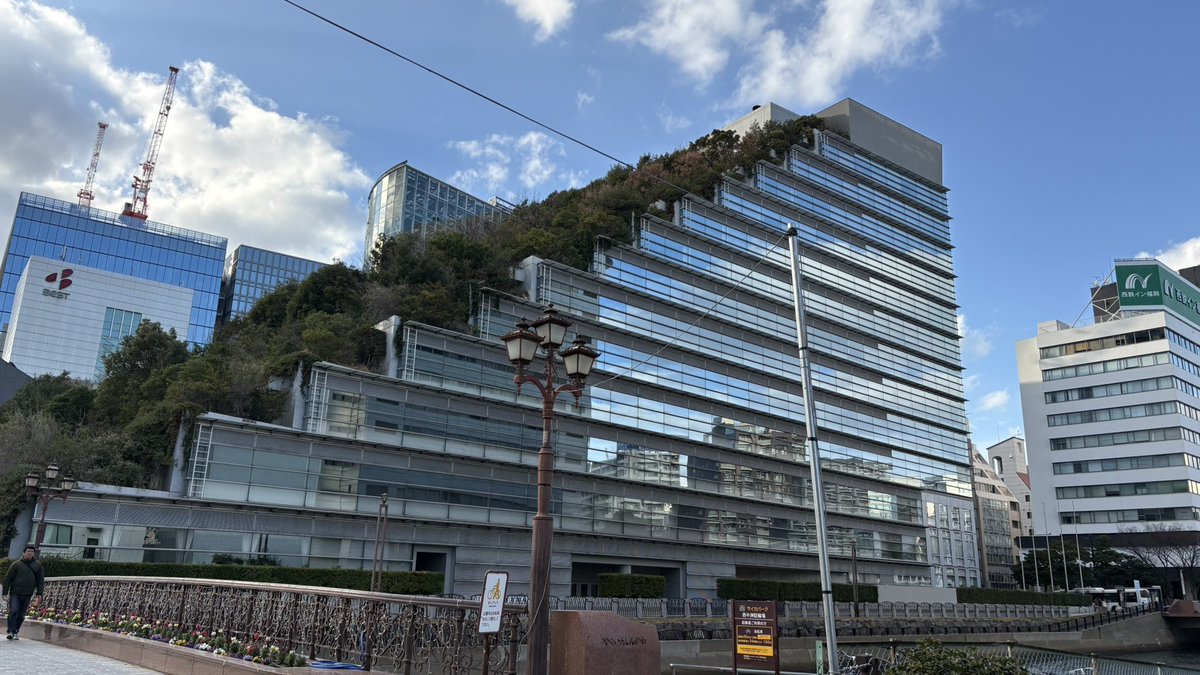 十数年ぶりに大晦日に福岡にいる。