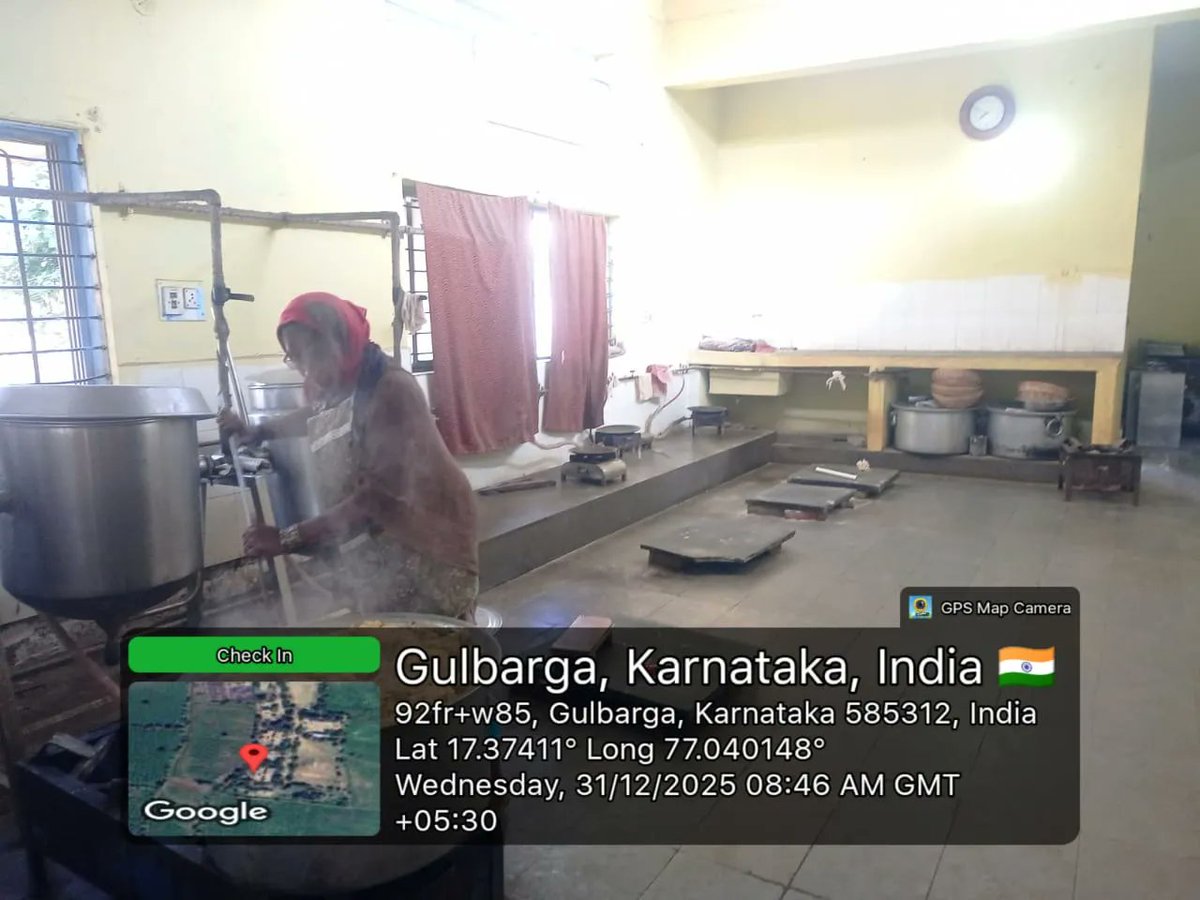 HebbalMdrs's tweet photo. ಬೆಳಗ್ಗೆ ಉಪಹಾರ  #SocialAudit_SWDMeals #SocialWelfare_Karnataka https://t.co/h2stdQ1cP1