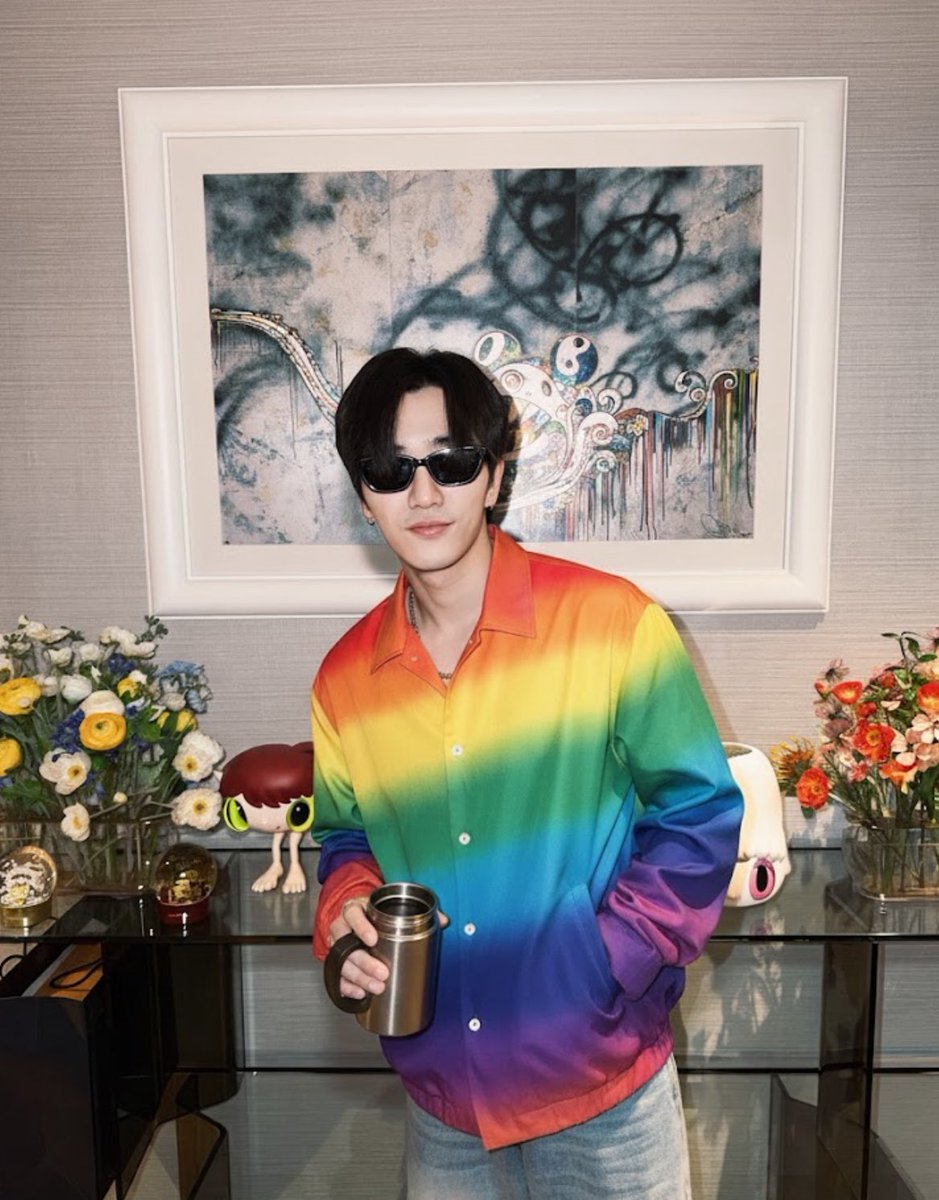 กูงงง ทำไมฮีใส่อะไรก็หล่อวะ
55545455555555555555555555