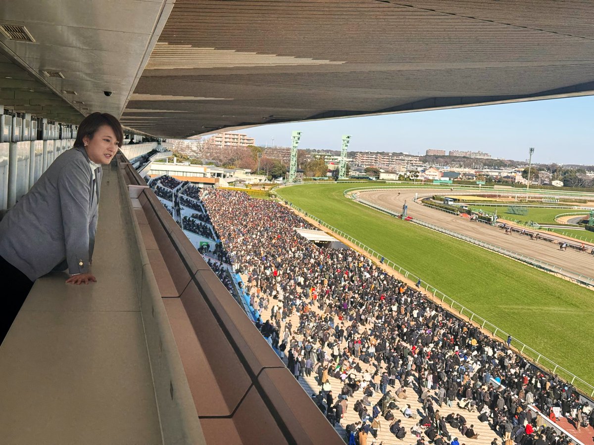 daishukitnc's tweet photo. 皆さま、2025年も応援ありがとうございました。

佐藤の旅立ちで大酒記も完結となります。

佐藤と素人スタッフが手探りで
走り出して、気づけば2年。

今これほど多くの皆さんに応援いただけて、感謝の気持ちでいっぱいです。

そして、たどり着いた
最後の舞台は中山競馬場。

第70回、有馬記念。 https://t.co/q6wm124pP1