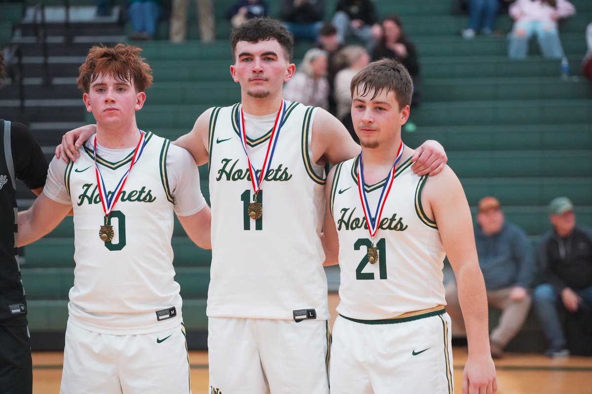 WilsonMemHoops's tweet photo. Congratulations to SR Guard Addison Flesher, JR Guard Mason McWhorter and JR Guard Ainsley McAllister on their selections to the all-tournament team tonight! Well done, fellas!
#CreateHavoc #HornetHavoc https://t.co/H3Zzx9QAeO