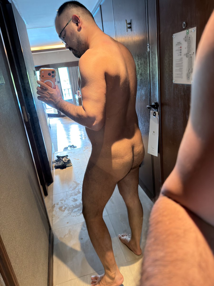 小曬一下，就有泳褲痕惹🥹🥹