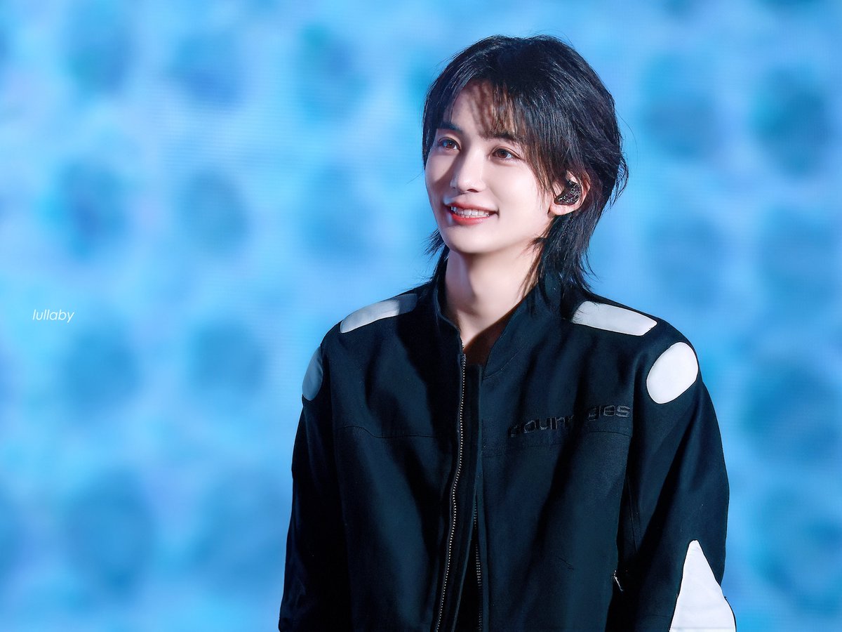 새해 복 많이 받으세요

#정한 #윤정한 #JEONGHAN
#ジョンハン #尹净汉 
#세븐틴     #seventeen
<a href="/pledis_17/">세븐틴(SEVENTEEN)</a>