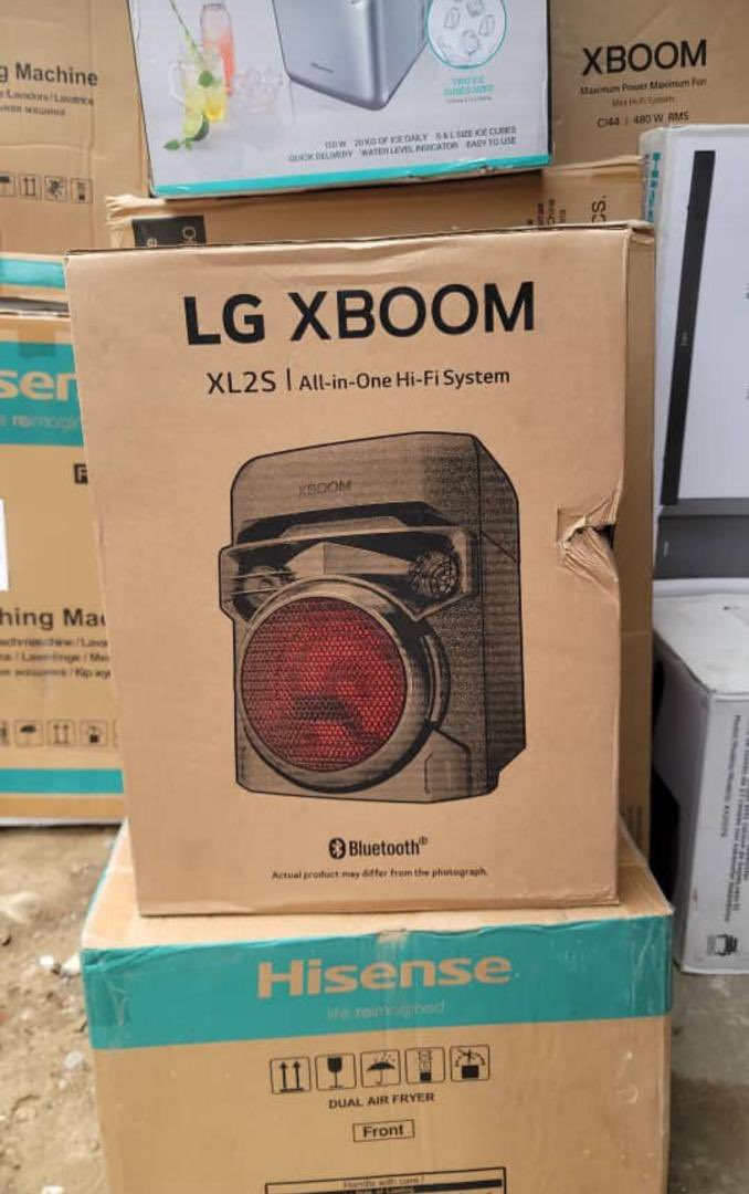 kplus26's tweet photo. I sell all types of electronics ranging from generators to cookers as long as it involves making the life of your household easier I’ve got it do well to just dm for good prices and delivery….🚚 https://t.co/0ecTMmQUkX