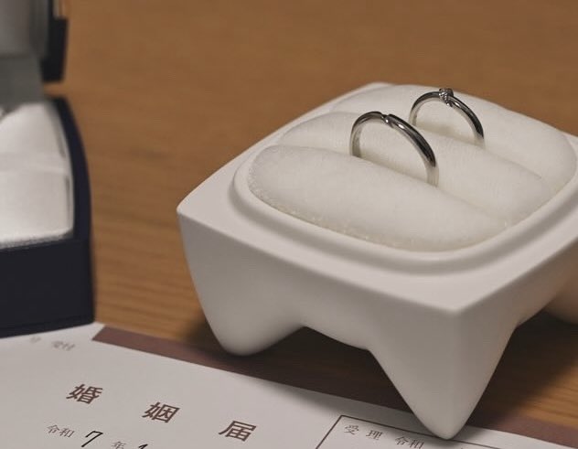 今年も関係各所の皆様、作品を見てくださった方々、ありがとうございました…！

私事ですが今年入籍し生活環境も新たになりました💍
家庭を大切にしながら一層お仕事のほうも頑張りたいと思っておりますので来年も引き続き宜しくお願いいたします！🙇

皆様、良いお年を！