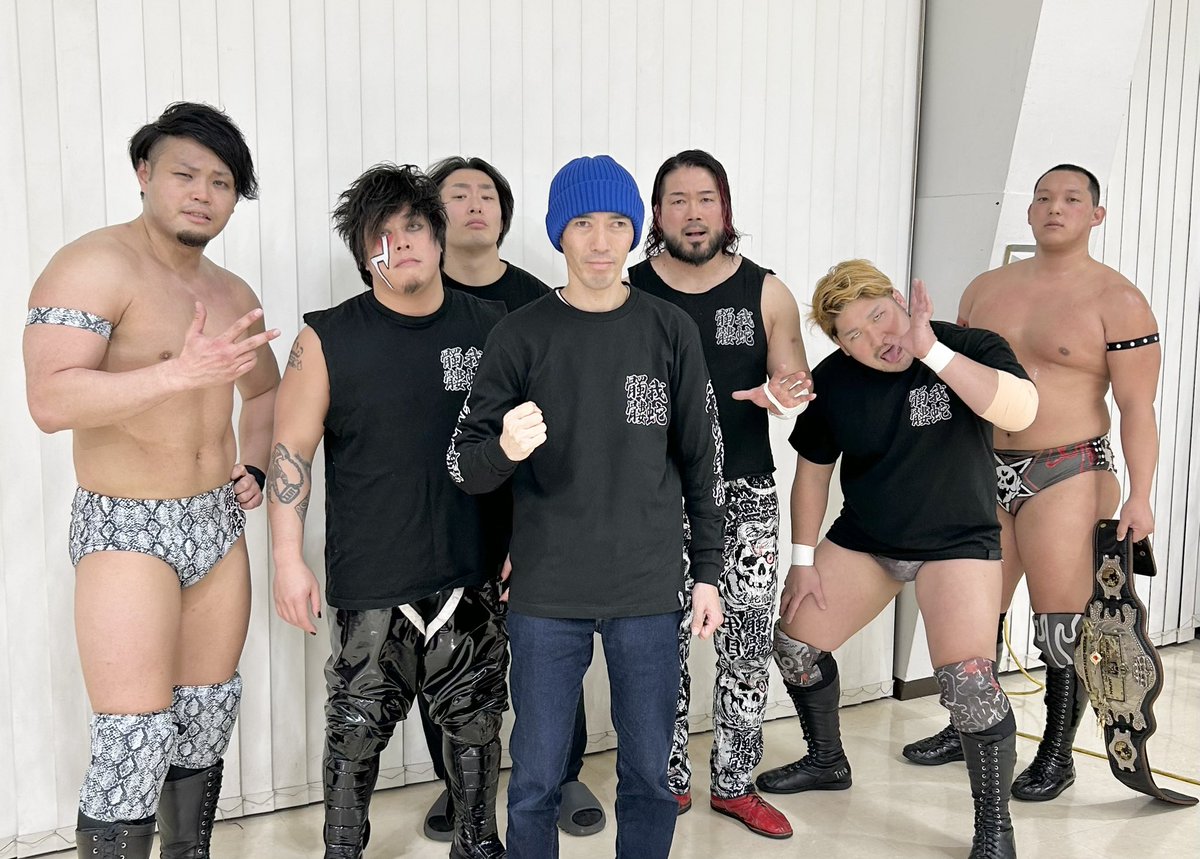 2025.12.27.DRAGONGATE神戸大会！ 我蛇髑髏のサイン会、全メンバーの