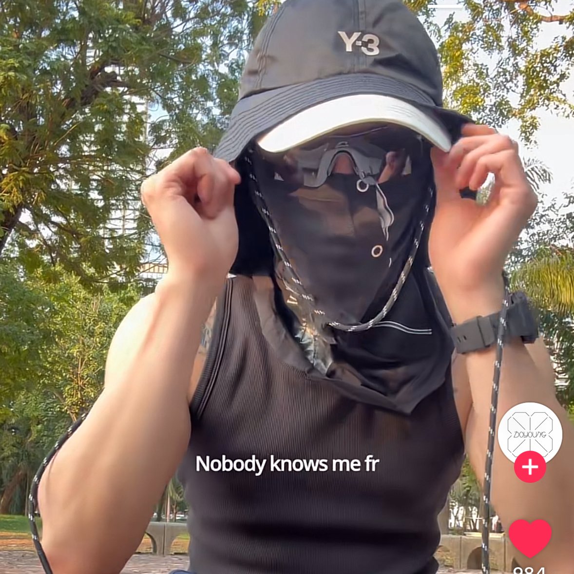 you_r_mybae's tweet image. แทยง : ปิดขนาดไม่มีใครจำเราได้หรอก