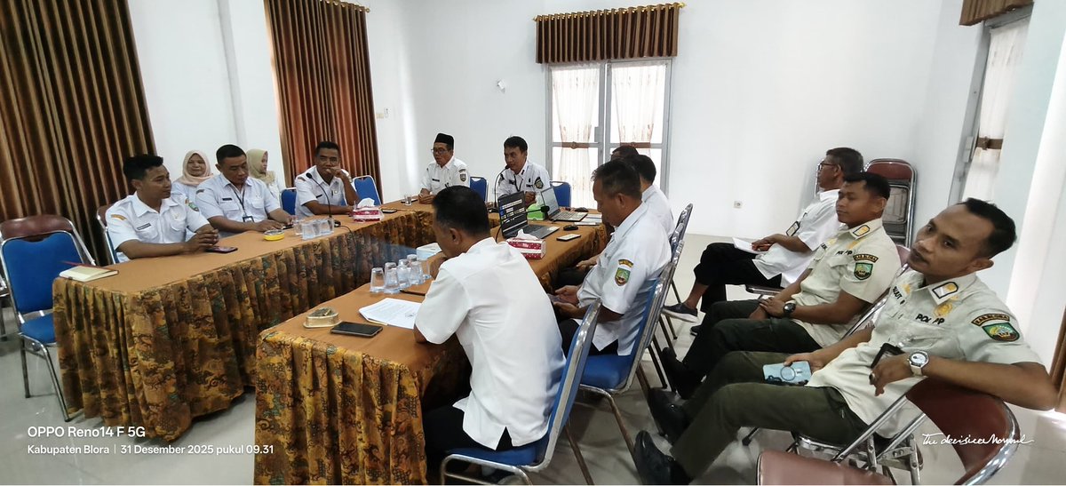 Rabu,31 Desember 2025.
Kecamatan Bogorejo melaksanakan kegiatan Rapat Evaluasi dan pencapaian Program kerja tahun 2025. sekaligus perencanaan Program kerja tahun 2026.