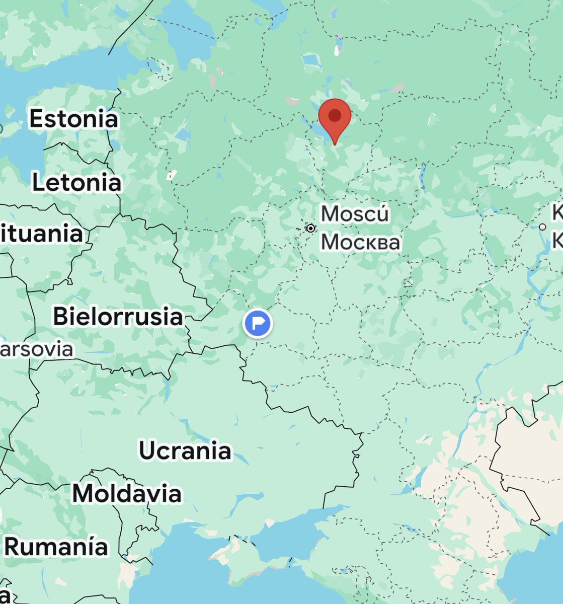 kozako01's tweet image. #Rusia 

‼️‼️‼️ Esta mañana fue atacada  La FGKU “Combinato Temp” , una institución pública federal estatal dependiente de Rosrezerv, situada en la ciudad de #Rybinsk, en la región de #Yaroslavl, a 1.700 km de Ucrania , que se dedica al almacenamiento, recepción y distribución de