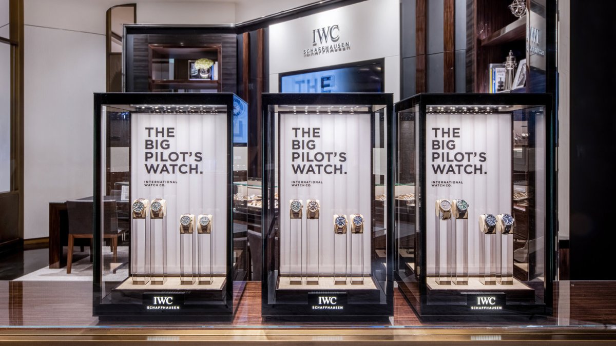 customshowcase's tweet photo. Contact DG today and let every watch reveal its true value.
Official Website: https://t.co/CTSeVDygJL
Email: sales@degreefurniture.com
WhatsApp: +86 13922429233
#LuxuryWatchDesign
#LuxuryRetail
#HighEndWatches
#LuxuryStoreDesign
#WatchDisplay
#DGDisplayShowcase https://t.co/VIDTfjr1Nb
