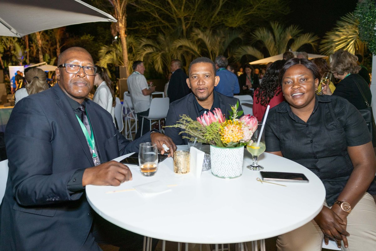 CityofJoburgZA's tweet photo. In 2025, the City of Johannesburg shared over 40 stories highlighting the people behind its services—showcasing excellence, leadership and dedication to public service.

⬇️Read the full story on the City’s website:
🖱️https://t.co/PJcxEdtrsg

#CoJEmployees ^MM https://t.co/kucuatq7nZ