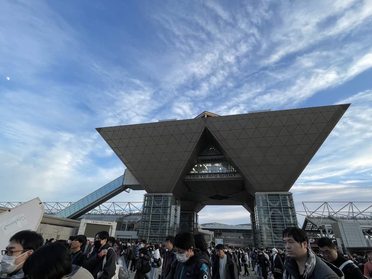 mrs1669's tweet photo. 今年もお疲れ様でした
良いお年を〜
#c107 https://t.co/Qol1o1AksS
