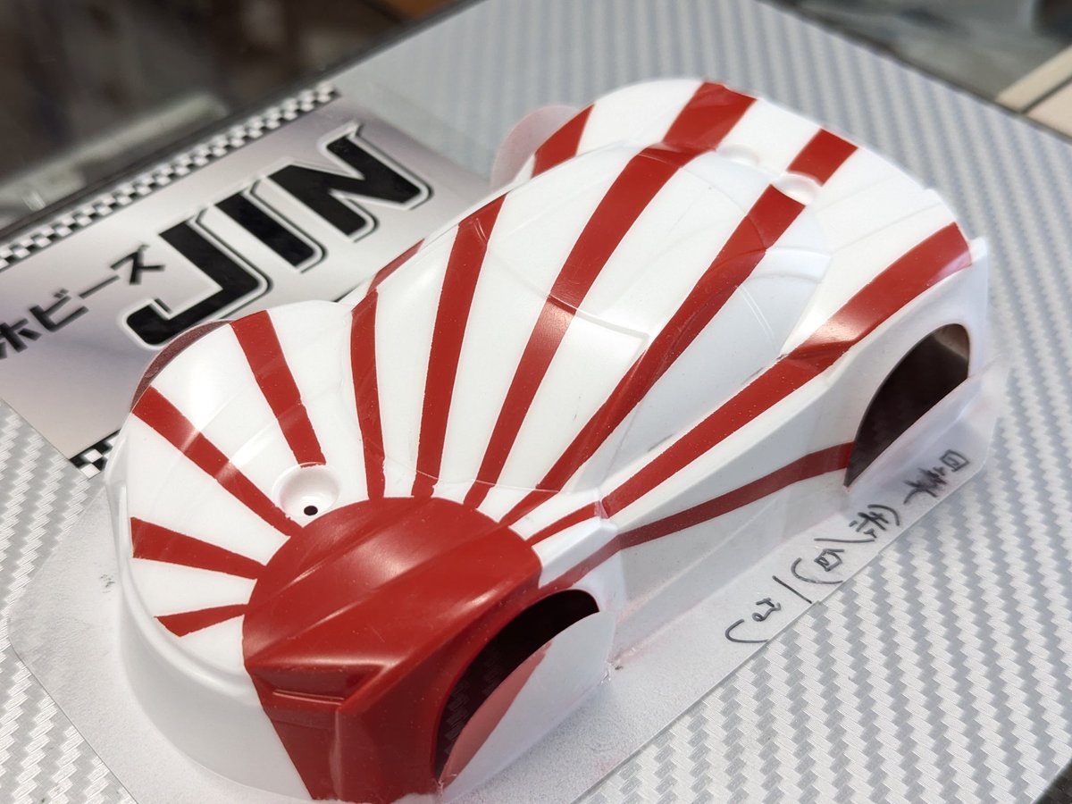 ミニ四駆ボディ塗装】 今回塗装したボディです。 現在の塗装待ちは1