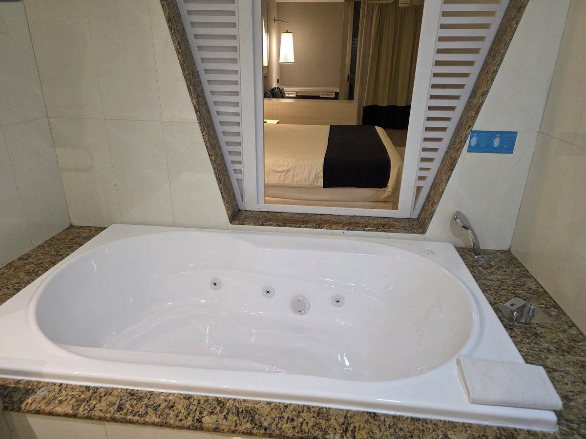 Chris Green tweet media