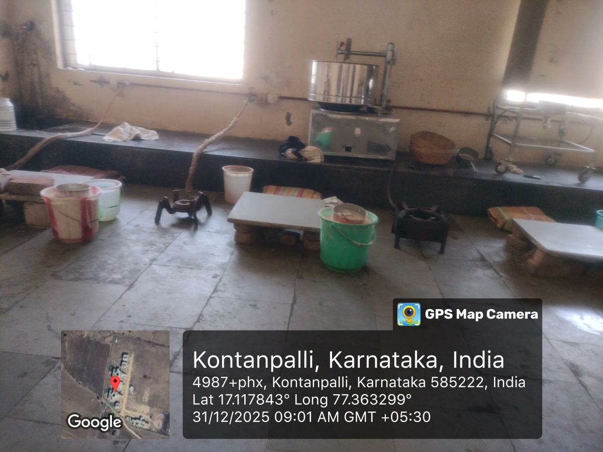 Adki505's tweet photo. Breakfast  #SocialAudit_SWDMeals #SocialWelfare_Karnataka https://t.co/6Px62MD8dG
