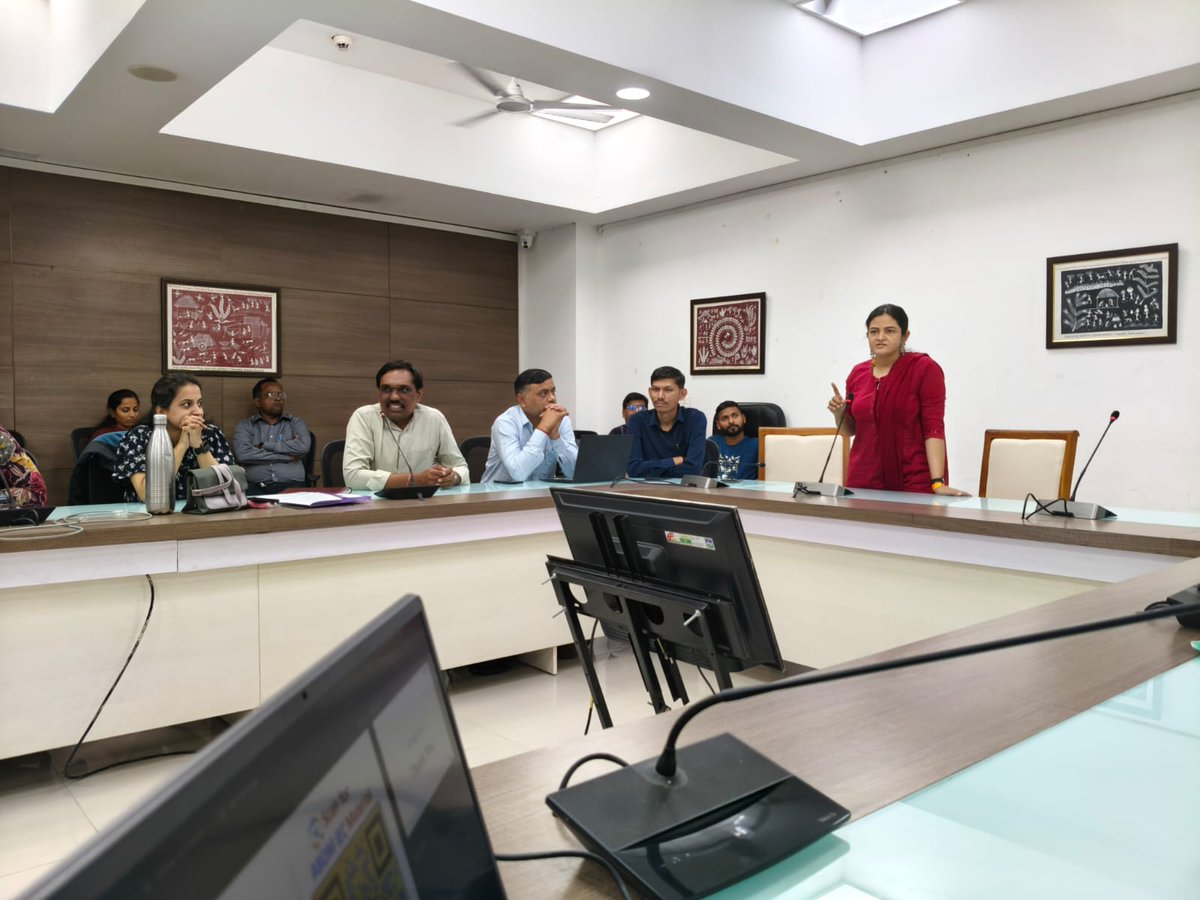 On 23/12/2025, under the capacity building of Ayushman Bharat Digital Mission Gandhinagar, training was organized with Sub District Team Hospitals of Bhavnagar and Rajkot Regional under the guidance of the Hon. Commissioner Health-Rural and Mission Director, NHM, Gujarat.