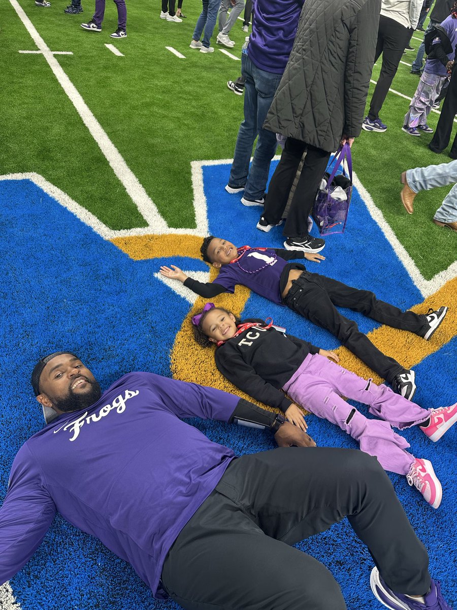 JaMarkus McFarland🦍😤 tweet media