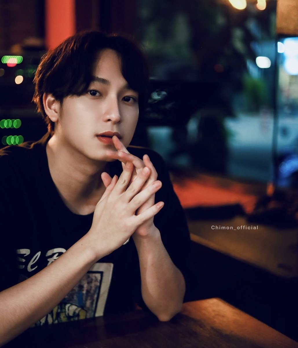 WiskasKu's tweet photo. A #PlueMon #NaMon #NanonChimon Fanfiction
by WiskasKu

❁ー 𝔹𝕝𝕒𝕔𝕜 𝕋𝕦𝕝𝕚𝕡 ー❁ 

Ini adalah kisah tiga tahun sepuluh bulan lalu, sebelum Ciro bertemu dengan Naveen. Ini adalah kisah ketika nama Panji masih tertulis dalam kisah Ciro. https://t.co/YGvba6o9zQ