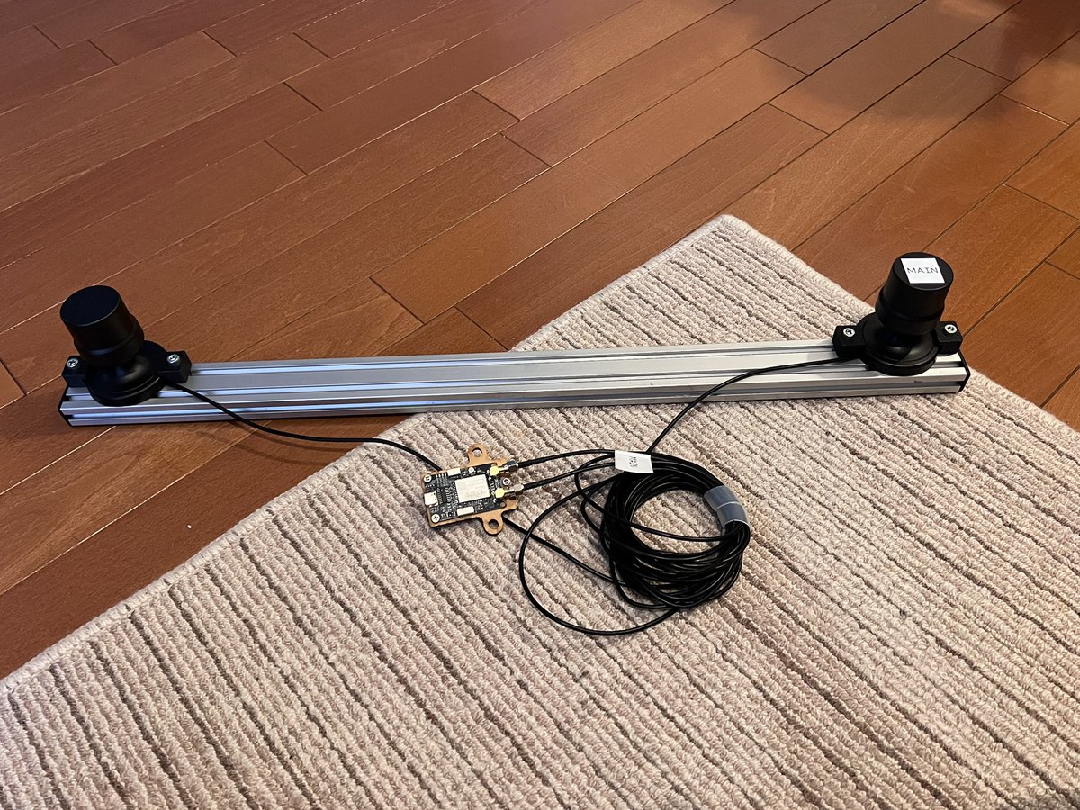 sh_bando's tweet photo. アリエクで買ったUM982 は、サクッと方位も出るしFixも早い。
スムージングを勝手にやられてないかだけ心配なので、ロボットに積んで様子見てみよう。 https://t.co/eJl983saui