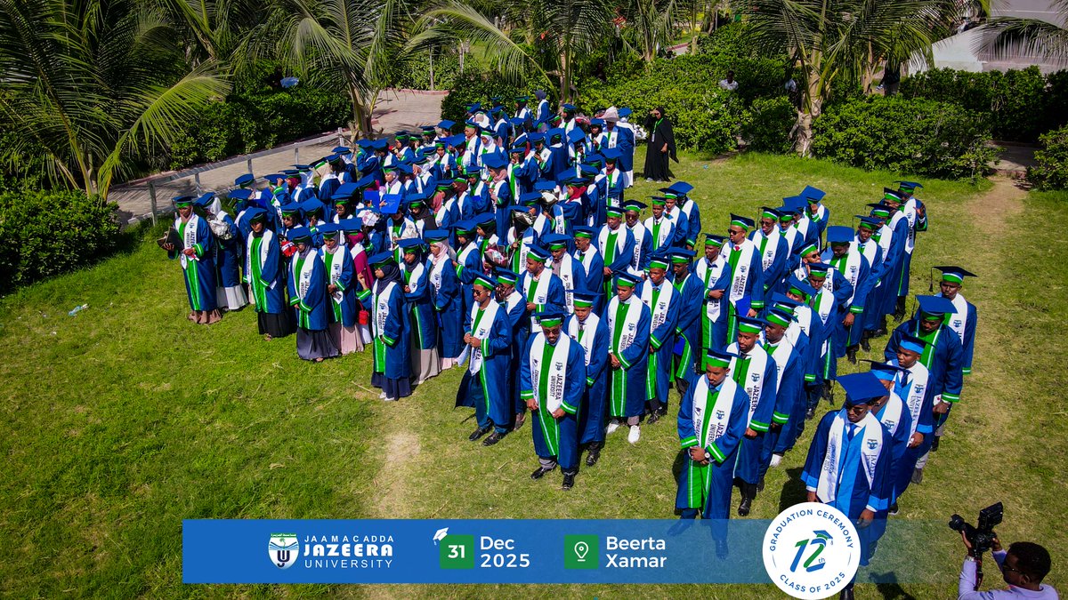 JazeeraUniv's tweet photo. 𝗫𝗮𝗳𝗹𝗮𝗱𝗱𝗮 𝗤𝗮𝗹𝗶𝗻𝗷𝗮𝗯𝗶𝗻𝘁𝗮 𝗗𝘂𝗳𝗰𝗮𝗱𝗱𝗮 𝟭𝟮𝗮𝗮𝗱 𝗲𝗲 𝗝𝗮𝗮𝗺𝗮𝗰𝗮𝗱𝗱𝗮 𝗝𝗮𝘇𝗲𝗲𝗿𝗮
#12thgraduation #ju2025 #Congratulations #classof2025 #jazeerauniversity #dufcadda12aad https://t.co/HIARS42qjI