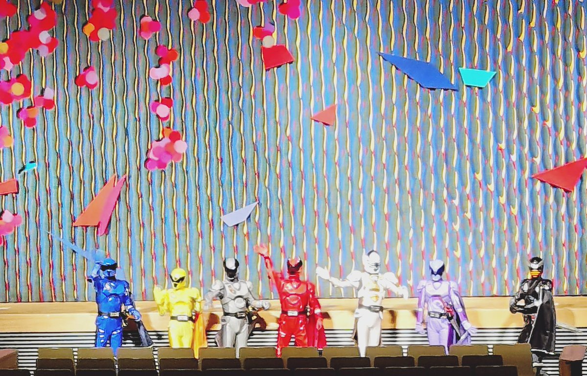 butanikuazi's tweet image. ・セクアンの復活
・アフリカンカンフーナチス2劇場公開
・SONICMusicExperience（その日の写真が自撮りかぬいしかない）
・キングオージャーのオーケストラ